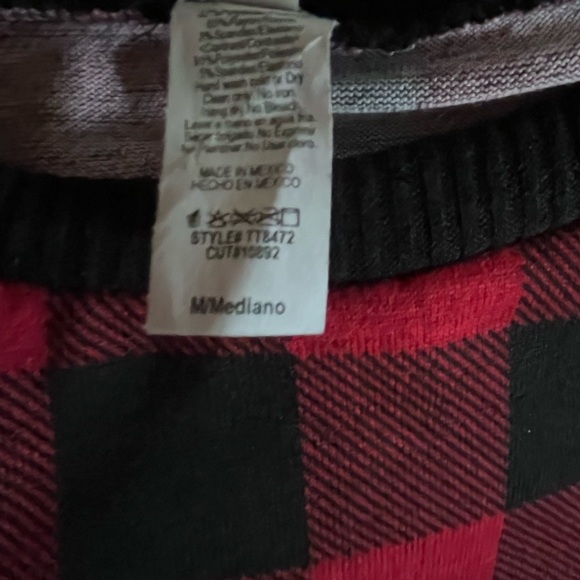 NWOT Grateful Hearts boutique Buffalo plaid soft cozy shirt. Size Medium - Picture 2 of 3